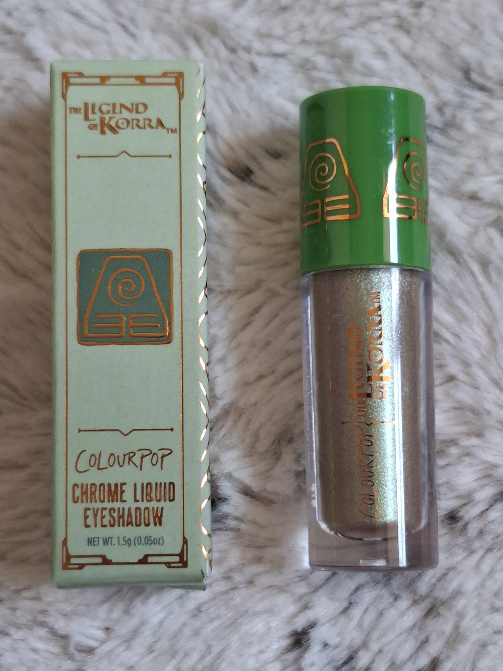 "Earth" Chrome Liquid Eyeshadow - Legend of Kora - Colourpop Cosmetics